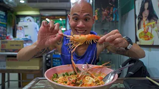 EXTREME Thai Street Food in Bangkok - GIANT SHRIMP TOM YUM GOONG + EATING BUGS IN BANGKOK, THAILAND