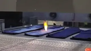 Как делают потёртые джинсы при помощи лазера