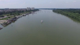 Zemun kej brod marina Dunav splavovi uzdizanje, 37 sec, 1920x1080, 29 970fps