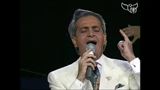 Pastor Benny Hinn Worship - Holy Spirit Thou Art Welcome