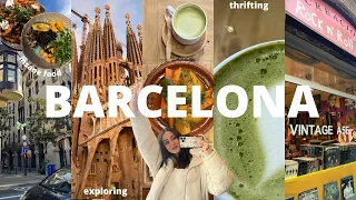 barcelona vlog 🧚🏼| thrifting, sagrada familia, aquarium. europe diaries