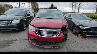 CHRYSLER TOWN & COUNTRY TOURING-L ANNIVERSARY USZKODZONY Z USA