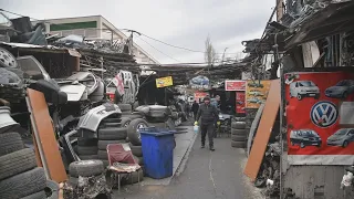 Огнеопасно: неопределенное будущее крупнейшего строительного рынка Тбилиси