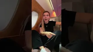 Мои подруги в 24 года имеют мужа и детей)  Тем временем я: 🤪