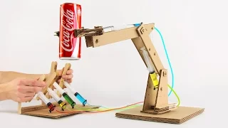 How to Make Hydraulic Powered Robotic Arm from Cardboard