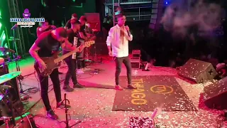 THIAGO ARAÚJO AO VIVO NO ESPAÇO TERRAÇO RJ.