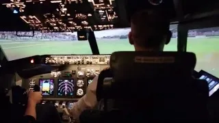 Боинг 737 Отказ двигателя