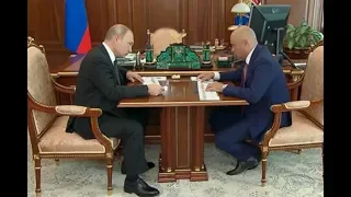 Владимир Путин провел рабочую встречу с Игорем Артамоновым