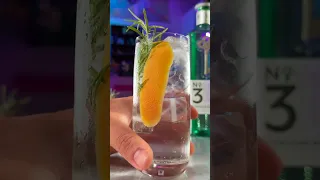 GIN TONIC