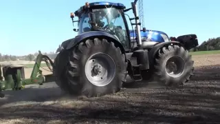 New Holland T7 270 seeding in Andebu, Norway 2016