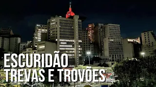 PERDIDO NO CENTRO DE SÃO PAULO | Noite Densa e Chuva