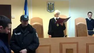 В адресу судді,що залишиала під вартою активістів Євромайдану кричали ганьба