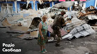 Ситуація у Бахмуті | ЗСУ мають втрати, але тримають місто: як живуть люди на лінії вогню