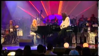 Diana Krall & Natalie Cole - 'S Wonderful & Route 66 (Ask a woman who knows Live)