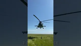 🇷🇺🇺🇦 Donbass. A low-altitude flight of a still-alive Ukrainian Mi-8.