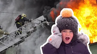 Пожар. Горит дом. Распространение / Fire. Two houses are burning. Spread