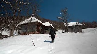 Hiking to my remote wooden house in Transylvania