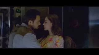 Emraan Hashmi and Humaima Malick Hottest Lip Kiss - Raja Natwarlal 2014 720p