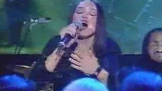 1998-12-01 - Madonna - The Power of Goodbye (@ TOTP)