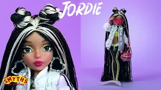 Mermaze Mermaidz Colour Change Fashion Doll Jordie - Smyths Toys