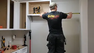 Установка кухни день 3 и 4 (Kitchen cabinet install day 3 and 4)