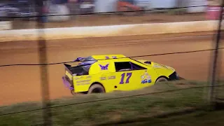 laurens speedway April 2 2022 main event 4 cylinder