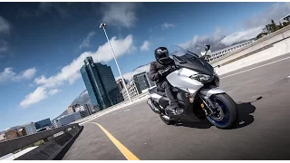 2017 Yamaha T-MAX 530 SX Essai Auto-Moto.com