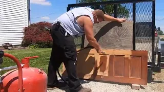 Soda Blasting 130 Yr Old Oak Doors 
        #Gamechanger