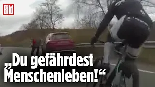 SUV-Fahrer jagt Fahrradfahrer – Streit eskaliert komplett (Helmkamera)