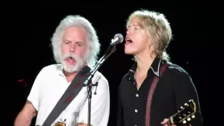 Paul McCartney and Bob Weir: "Hi, Hi, Hi" Fenway Park 7/17/16