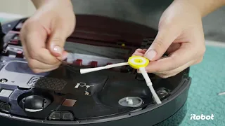 Как почистить боковую щетку робота пылесоса Roomba