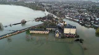 Watch Cambridgeshire flooding as water levels rise