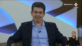 "Manifestações não podem influir na CPI", diz Randolfe Rodrigues