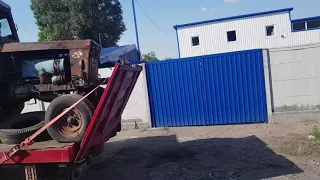 Доставка и разгрузка тракторов ЮМЗ и Т 40.