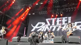 Steel Panther - live at Graspop Metal Meeting 27.06.14 - Suck my balls all night /Community Property