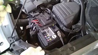 Volkswagen Ameo Battery change tutorial