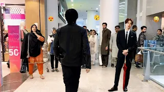 Korean Actor Lee Dong wook in Pakistan 😍 Caught Amazing Public Reactions😲