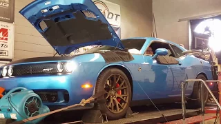 Completely stock 2016 Hellcat dyno 679 RWHP
