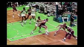 Michael Jordan Crossover on Larry Bird 1986 (HD)