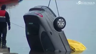 Rescue cars from the water