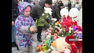 По всему краю проходят акции памяти погибших при пожаре в Кемерове