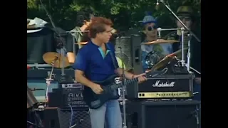 River Phoenix Dances at Grateful Dead Concert