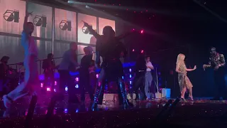 Kylie Minogue - New York City / Raining Glitter / On A Night Like This - Mehr Theatre,Hamburg 241118