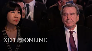 Parteien wollen Privilegien von Ex-Kanzler Gerhard Schröder streichen