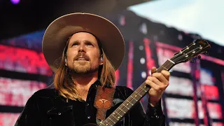 Lukas Nelson & Promise of the Real - Just Outside of Austin (Live at Farm Aid 2022)