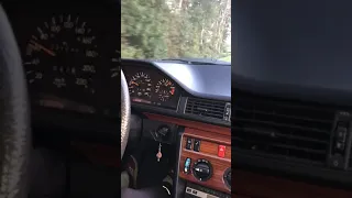 Mercedes 230e w124 0-100 acceleration sound without mufflers