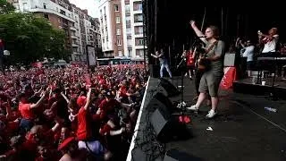 Jamie Webster - You'll Never Walk Alone | BOSS Paris - Cours de Vincennes (28.05.2022)