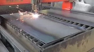 Plasma cutting steel