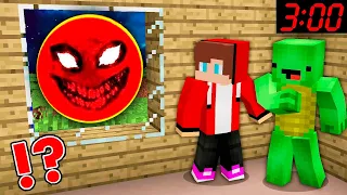 JJ and Mikey HIDE From Scary RED SUN in Minecraft Challenge Maizen LUNAR MOON