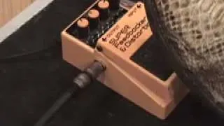 Boss Super Feedbacker and Distortion Pedal Demo DF-2